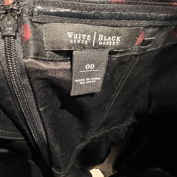 Elegant Slim Black Taffeta Dress. - Picture 5 of 5